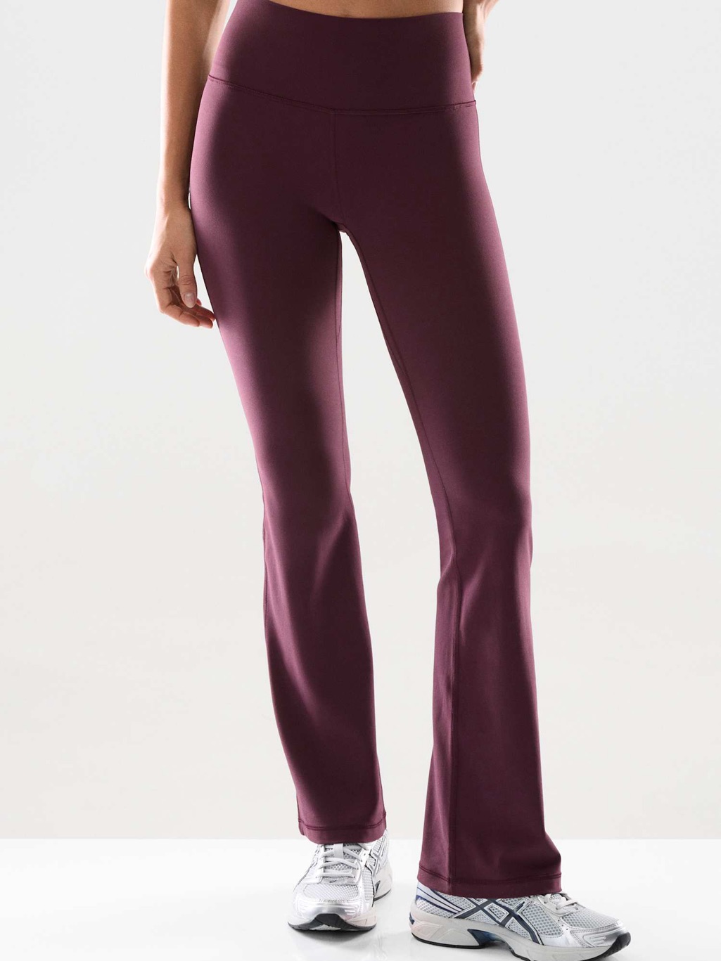 Aritzia Cardamon Butter Cheeky Flare Hi-Rise Legging Size 6